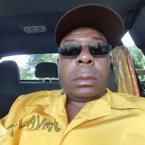 Meet your Posher, Lory